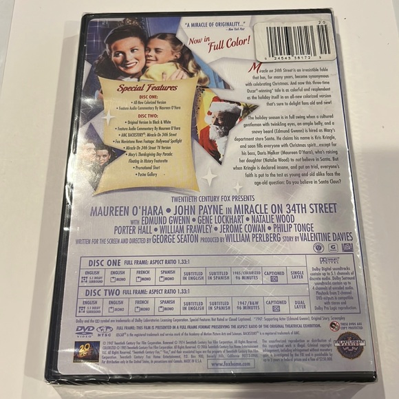 Miracle on 34th Street Movie DVD NWT - Picture 2 of 2